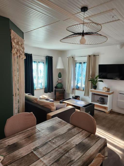 La Cabane De Megue Froidfond Exteriér fotografie
